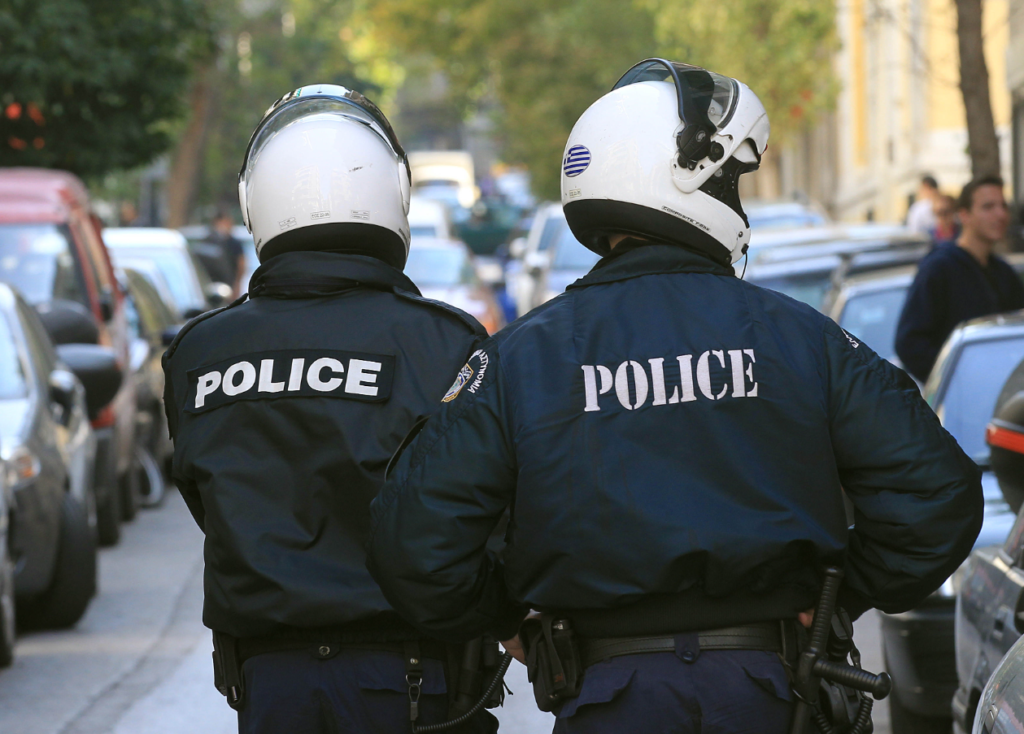 Ασφάλιση Αστυνομικών: Ένα Σημαντικό Ζήτημα για την Κοινωνία και τους Εργαζόμενους!