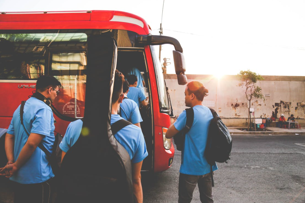 Ασφάλεια Εγγυητικών Τουριστικών Λεωφορείων: Ένας Οδηγός για Ιδιοκτήτες & Επιχειρήσεις