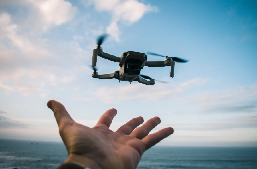 Ασφάλιση Drone στην Ελλάδα: Τι πρέπει να γνωρίζετε πριν απογειωθείτε