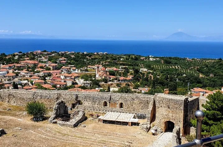 8 + 1 λόγοι να ασφαλίσεις το Airbnb σου σε Λεχαινά, Κυπαρισσία, Αμαλιάδα & Πύργο με τη Wise Daedalus!