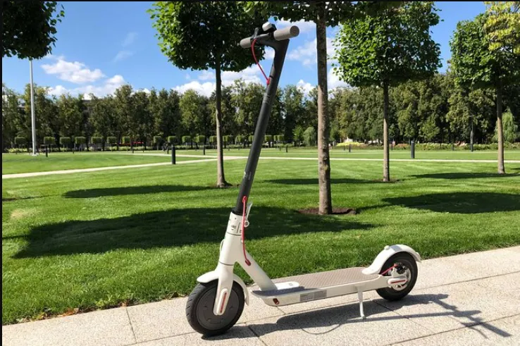 Γιατί θα πρέπει ένας ιδιοκτήτης e-scooter να έχει ασφάλιση με τη Wise Daedalus